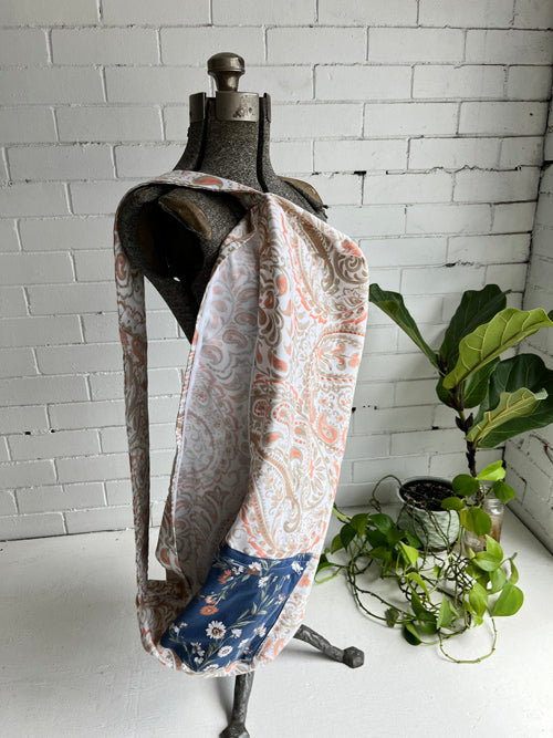 The best yoga mat bags made in Canada with sustainable fabrics