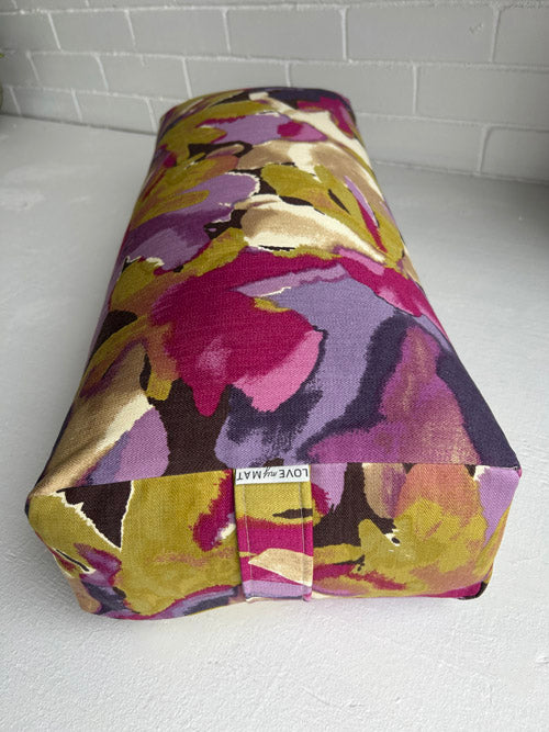 FloralWatercolourCushionYoga