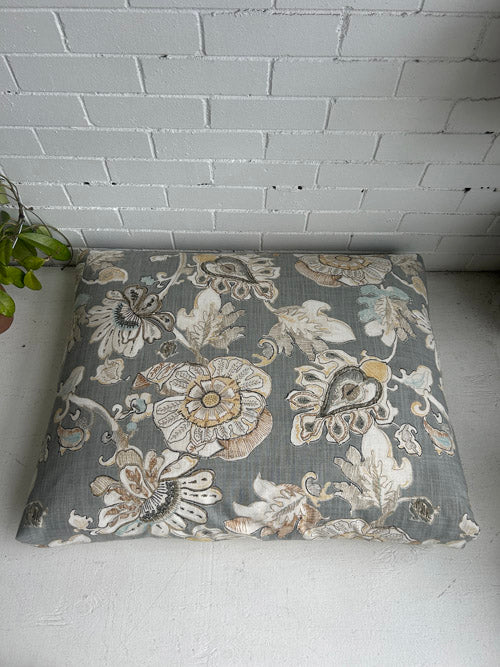 ZabutonFloorBedGreyFloralCanadianMadeOm
